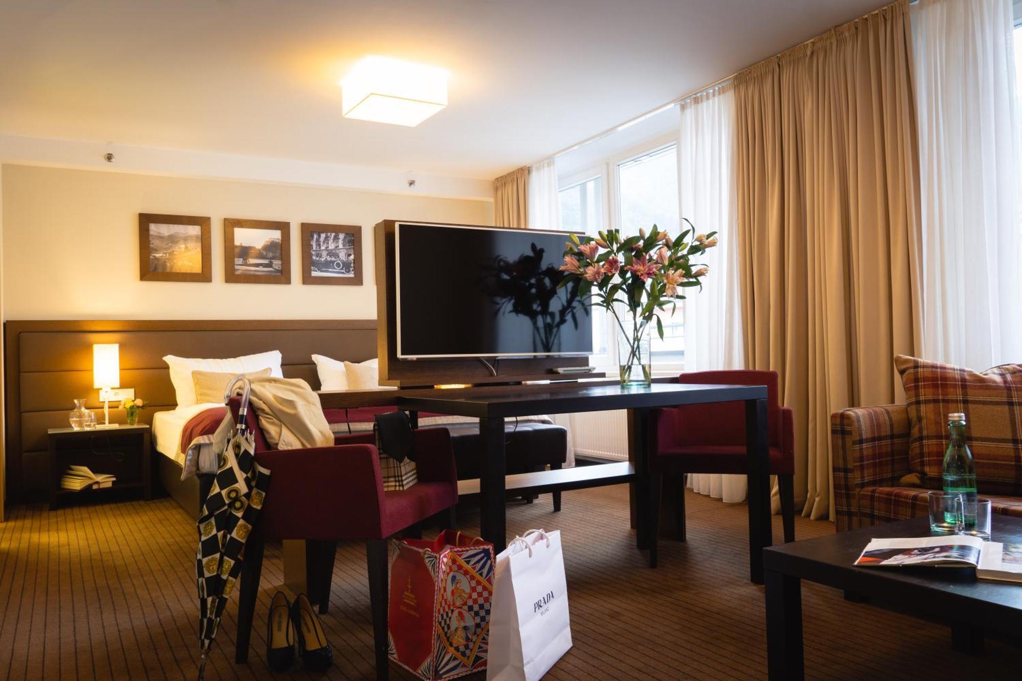 Master Suite,1210203661:JPEG