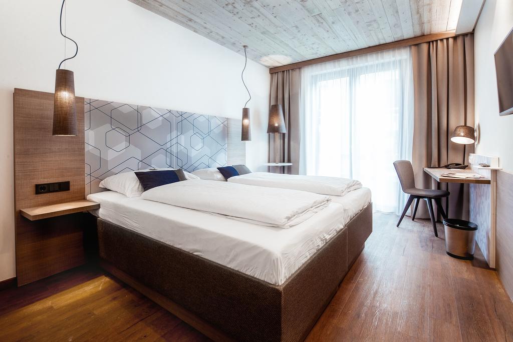 Grand Double Room,433504722:JPEG
